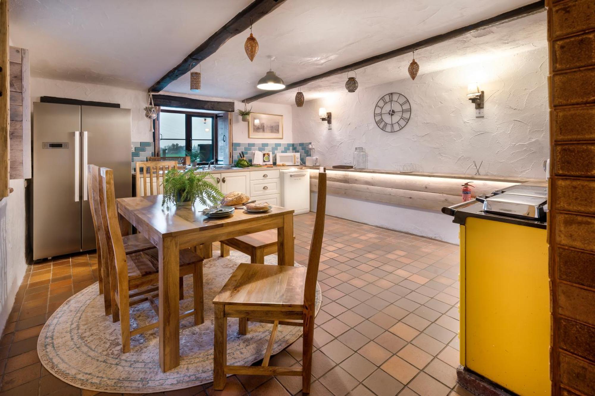 The Gilpin Farmhouse, Lake District Getaway Levens Extérieur photo