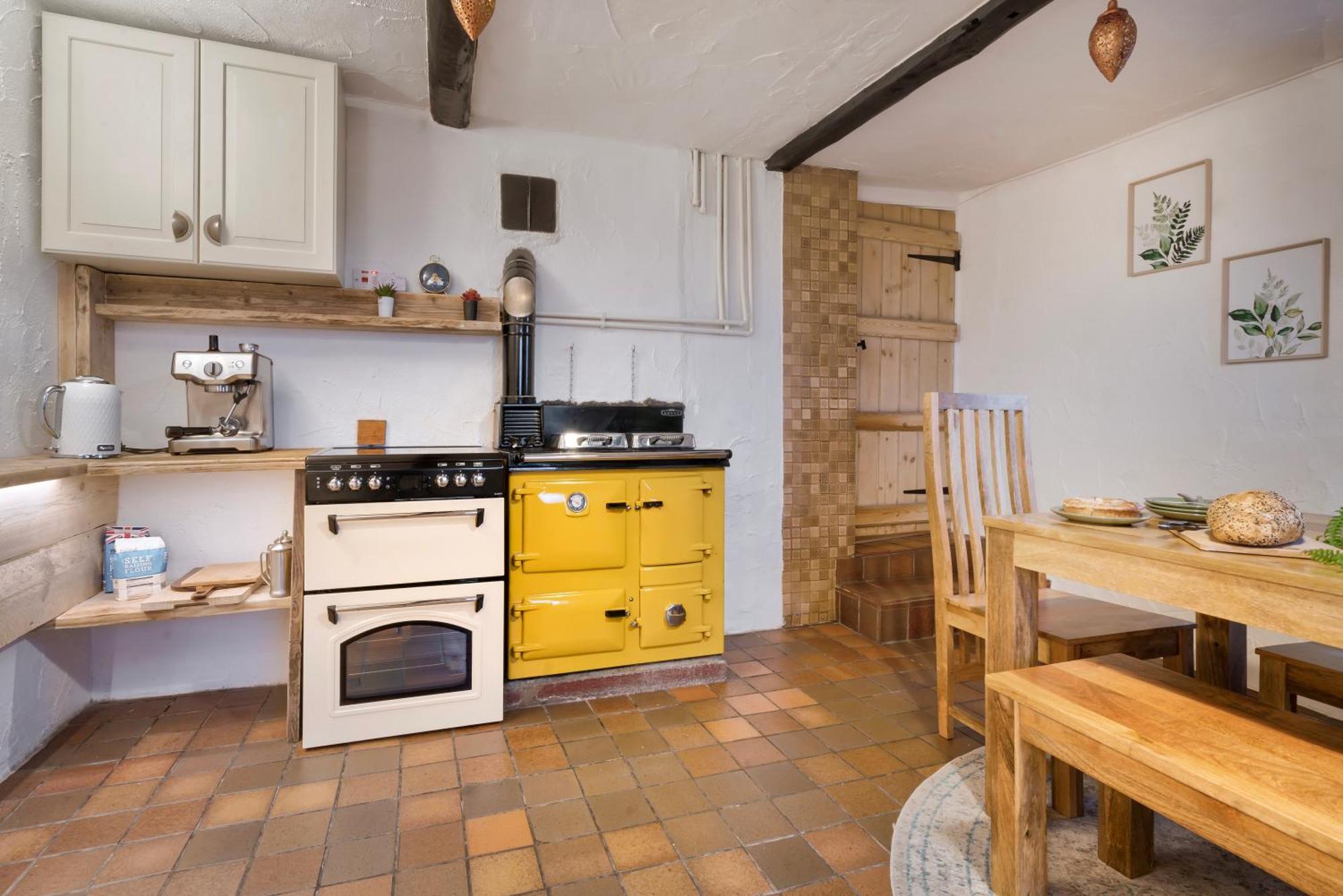 The Gilpin Farmhouse, Lake District Getaway Levens Extérieur photo